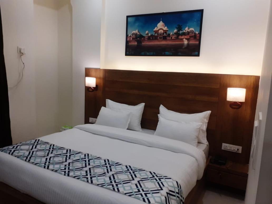 The Govindam Resort Vrindāvan Εξωτερικό φωτογραφία