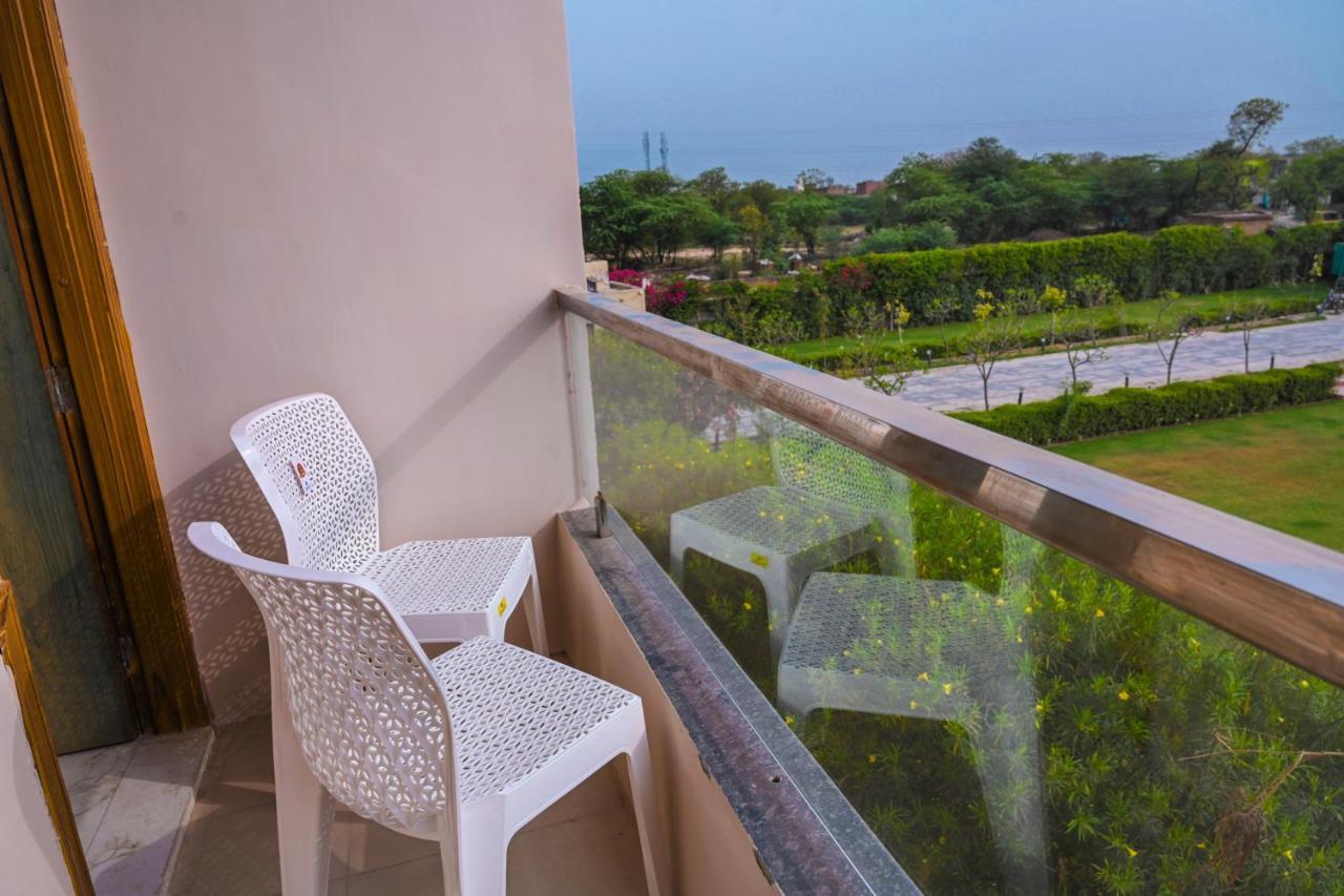 The Govindam Resort Vrindāvan Εξωτερικό φωτογραφία