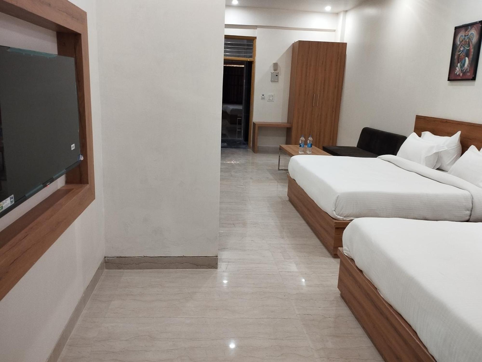 The Govindam Resort Vrindāvan Δωμάτιο φωτογραφία